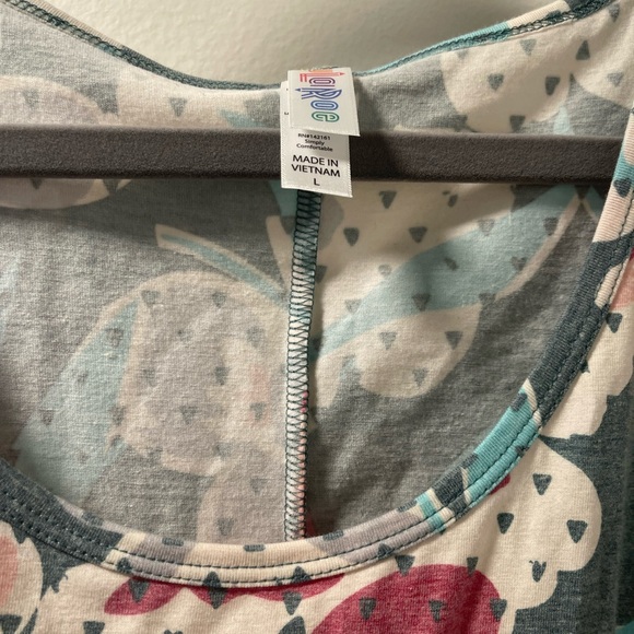 Nwt lularoe perfect tee floral print size large - Picture 4 of 4